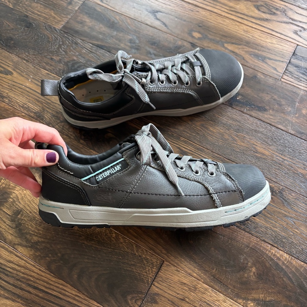 Caterpillar Women's Steel-Toe Work Shoes Gray Leather P90266